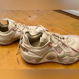 Way of Wade men’s basketball shoes - Wade Ice Blood V2 "305"